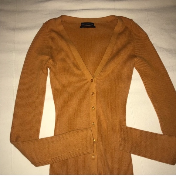 Never worn Urban Outfitters top - Picture 4 of 5